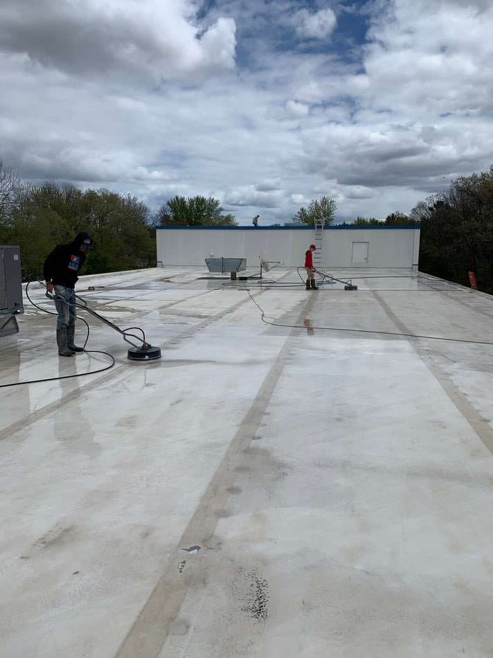 Expert membrane cleaning and preparation work ensuring optimal conditions for restoration coating application